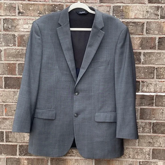 🔥 Take 50% OFF- Jos. A. Bank Men's Gray Suit Blazer